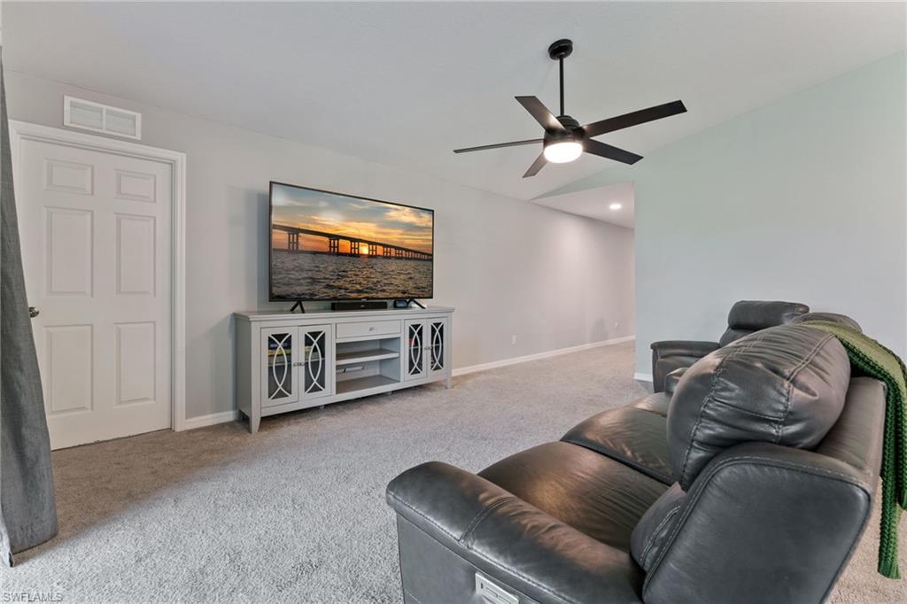 4104 Ne 15th Ave Property Photo 11