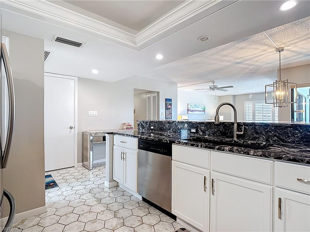 6672 Estero Blvd # A610 Property Photo 17