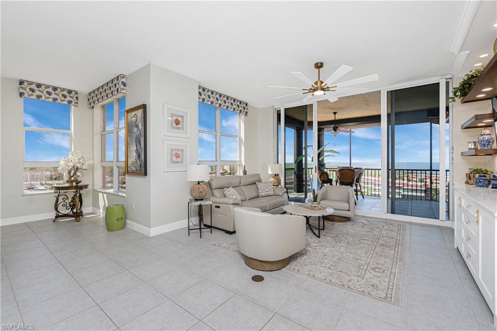 3313 Sunset Key Cir 701 Property Photo 8