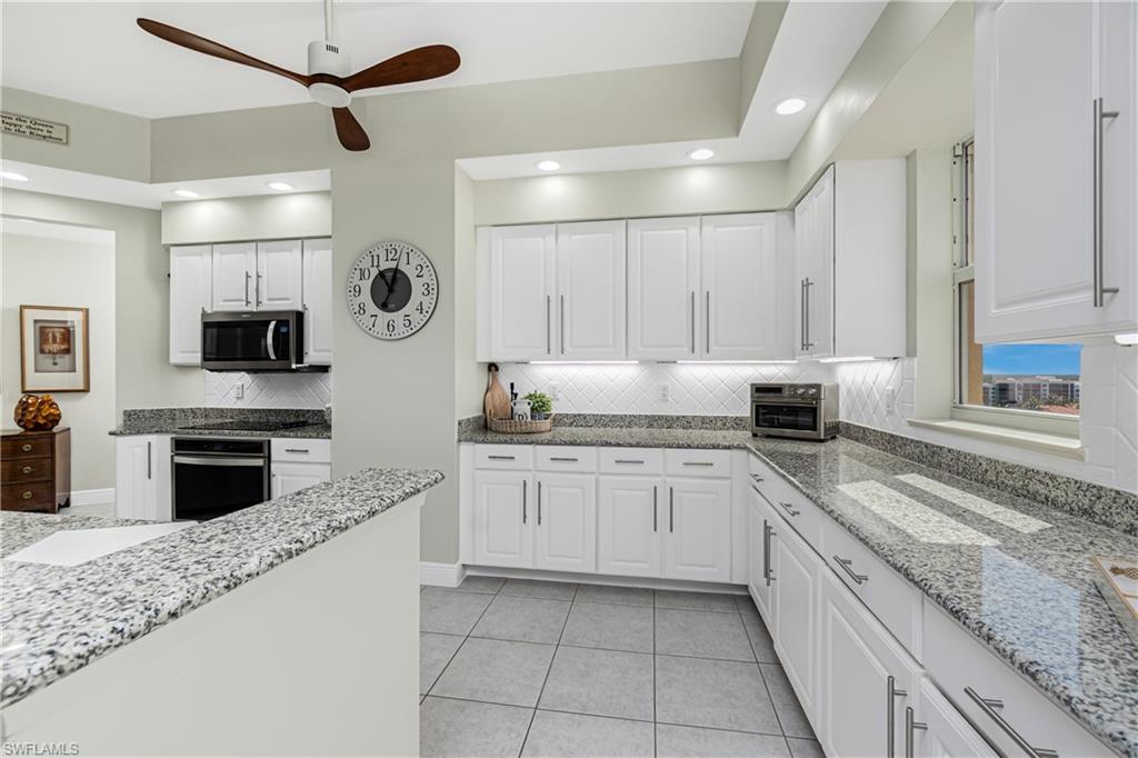 3313 Sunset Key Cir 701 Property Photo 17
