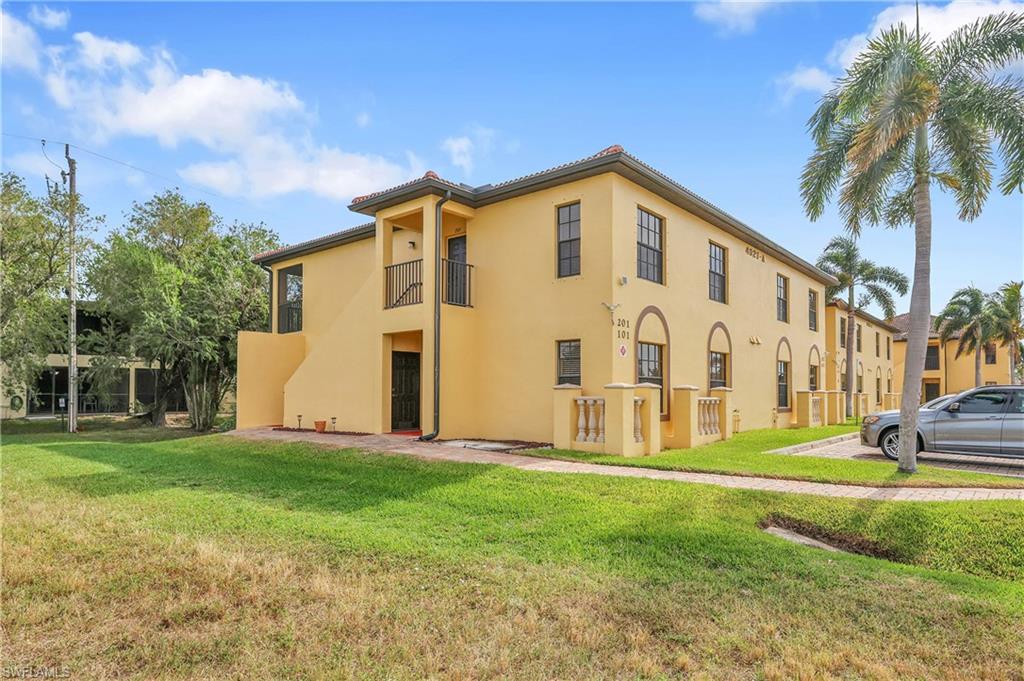 4921 Sw 16th Pl 201 Property Photo 1