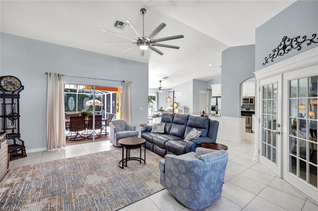 5323 Sw 22nd Pl Property Photo 1