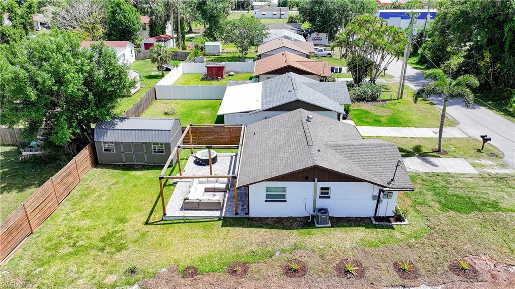 548 Redlin St Property Photo 17