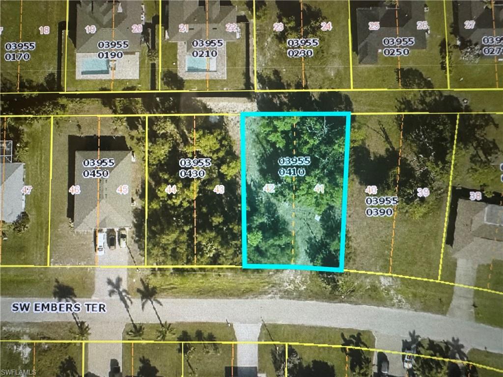 2621 SW Embers TER Property Photo 1