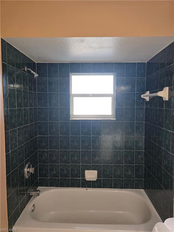 2143 Sw 5th Pl Property Photo 8