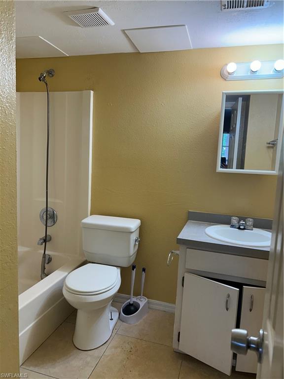 211 Park Ave # 14 Property Photo 5