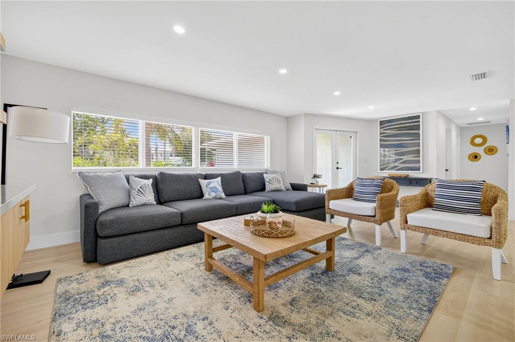 1377 Sand Castle Rd Property Photo 9
