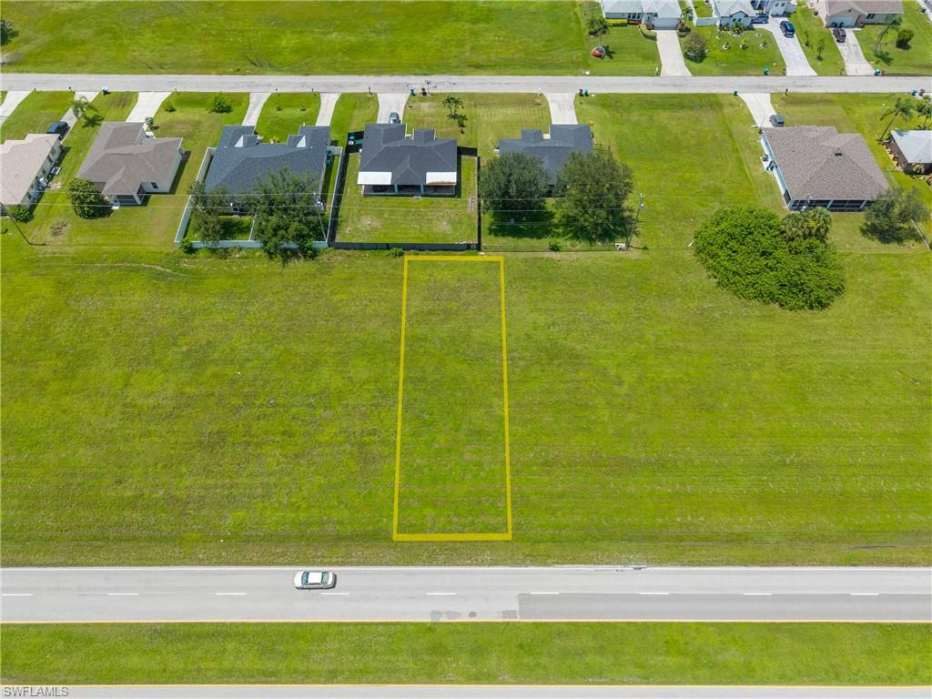 2144 Diplomat Pkwy E Property Photo 3