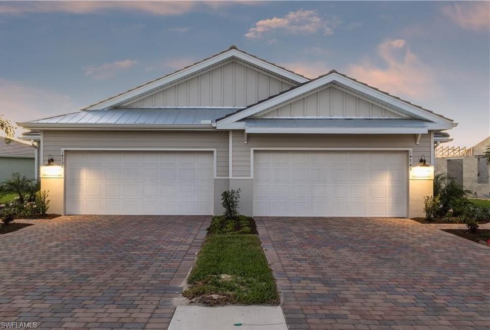 14594 Edgewater Cir Property Photo 1
