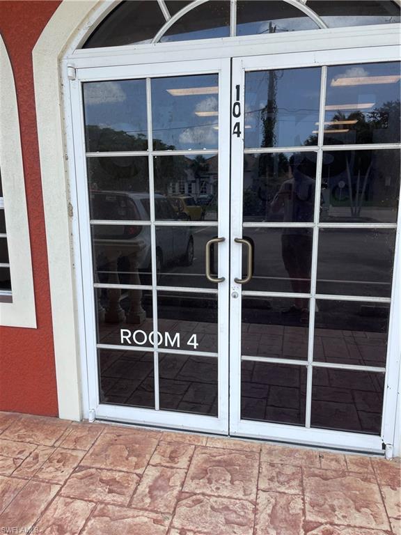131 Del Prado Blvd S # 4 Property Photo 13