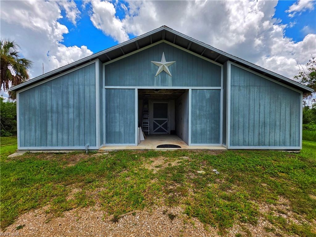 18387 Pioneer Rd Property Photo 3