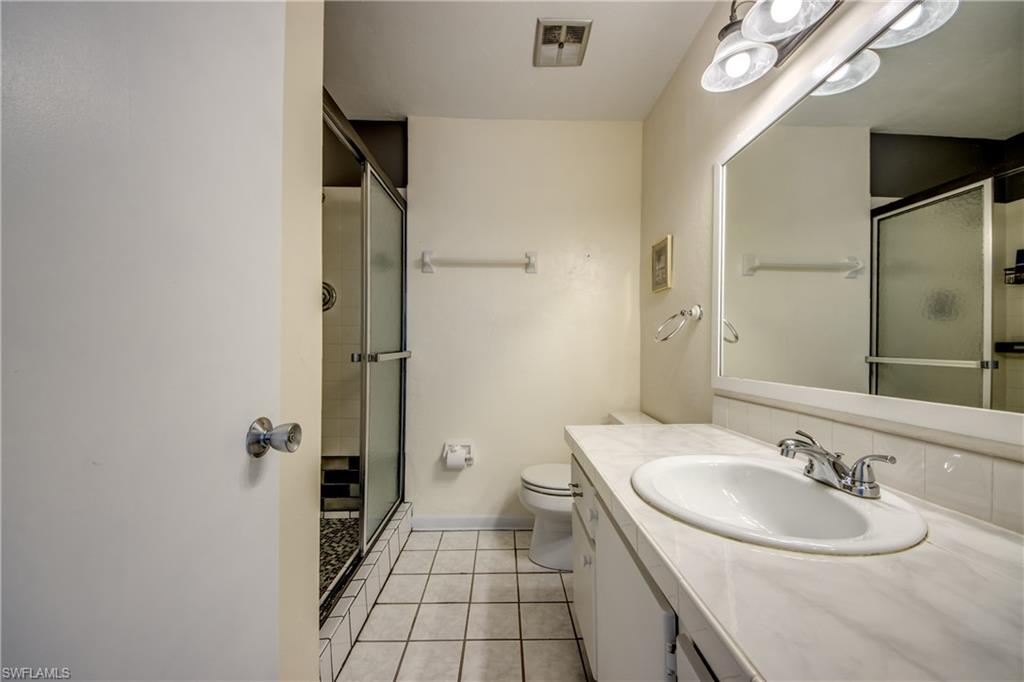 909 Se 46th Ln 202 Property Photo 22