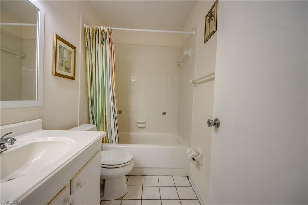 909 Se 46th Ln 202 Property Photo 27