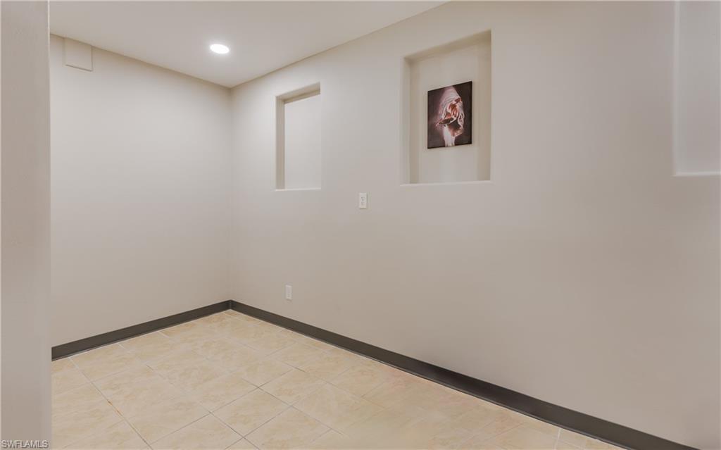 12734 Kenwood Ln # 45 Property Photo 14