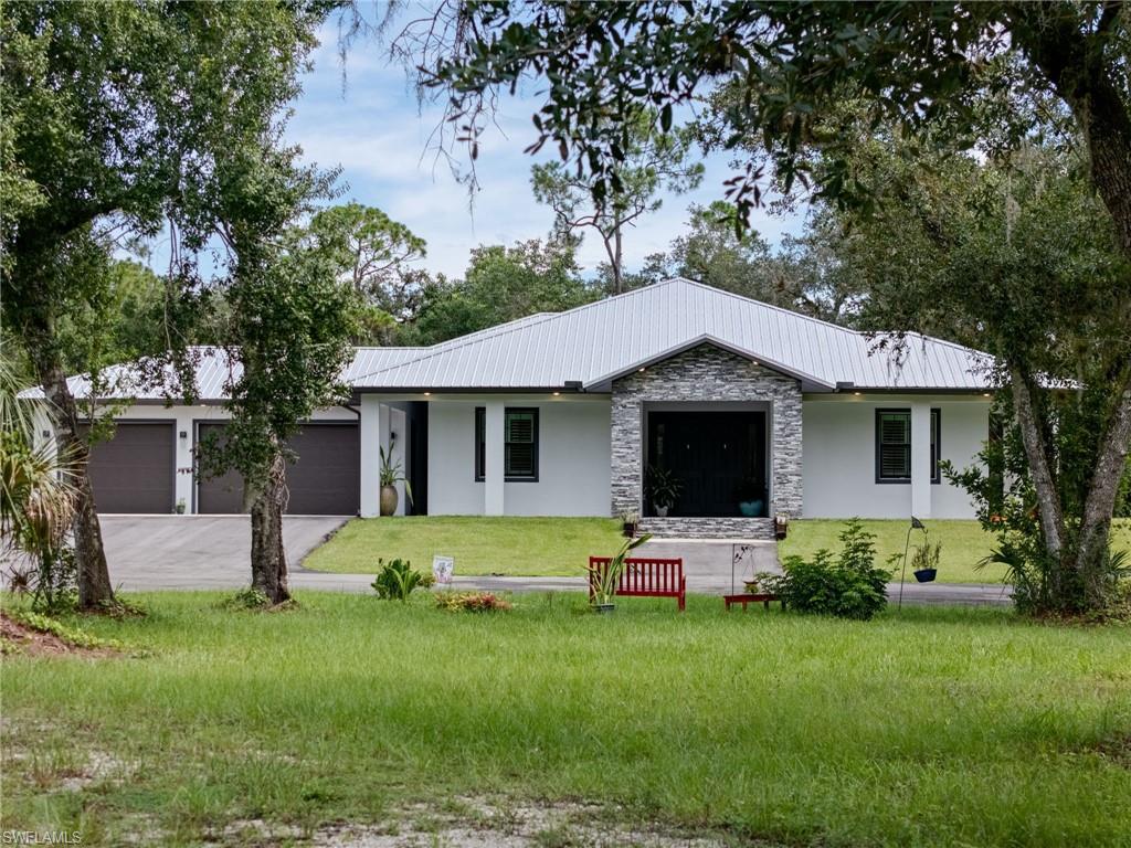 18851 Palm Beach Blvd Property Photo 1