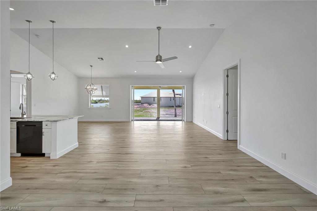 3551 Heron Landing Cir Property Photo 7