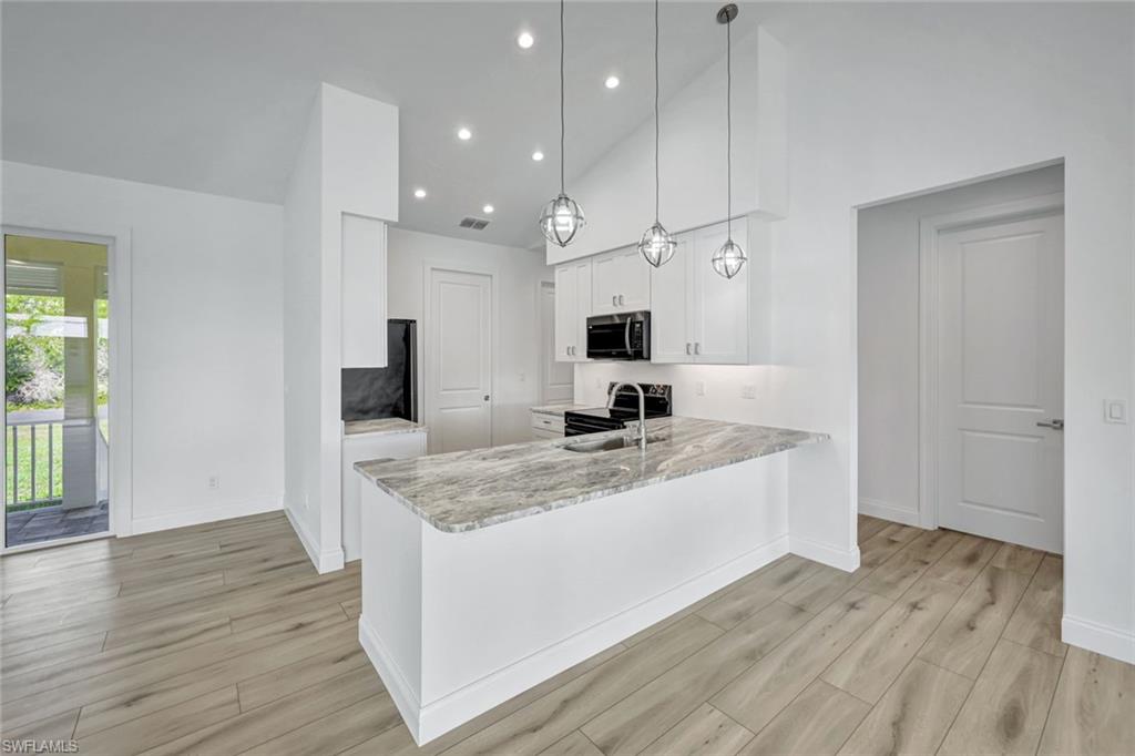 3551 Heron Landing Cir Property Photo 12
