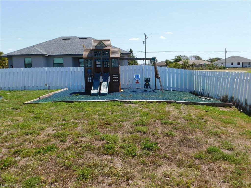 1217 Ne 1st Pl Property Photo 19