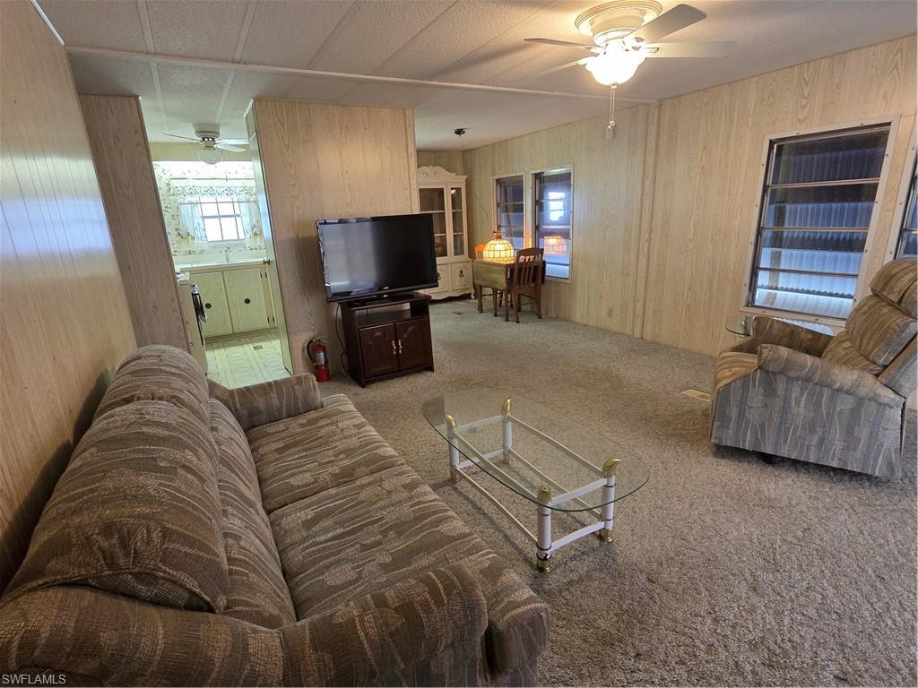 963 Idle Way Dr Property Photo 15