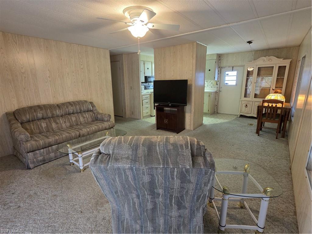 963 Idle Way Dr Property Photo 16