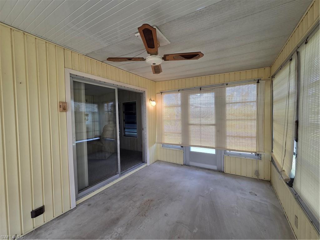 963 Idle Way Dr Property Photo 31