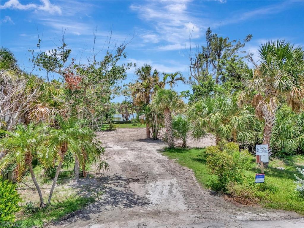 231 Palm Lake Dr Property Photo 8