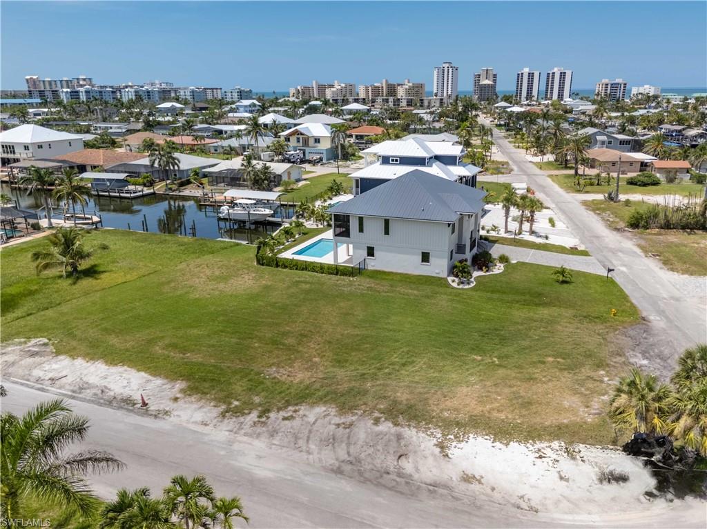 2 Bayview Blvd Property Photo 2