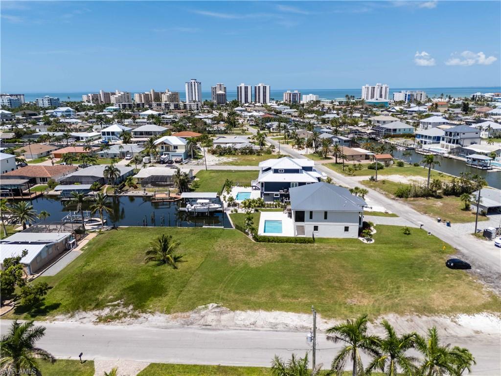 2 Bayview Blvd Property Photo 5
