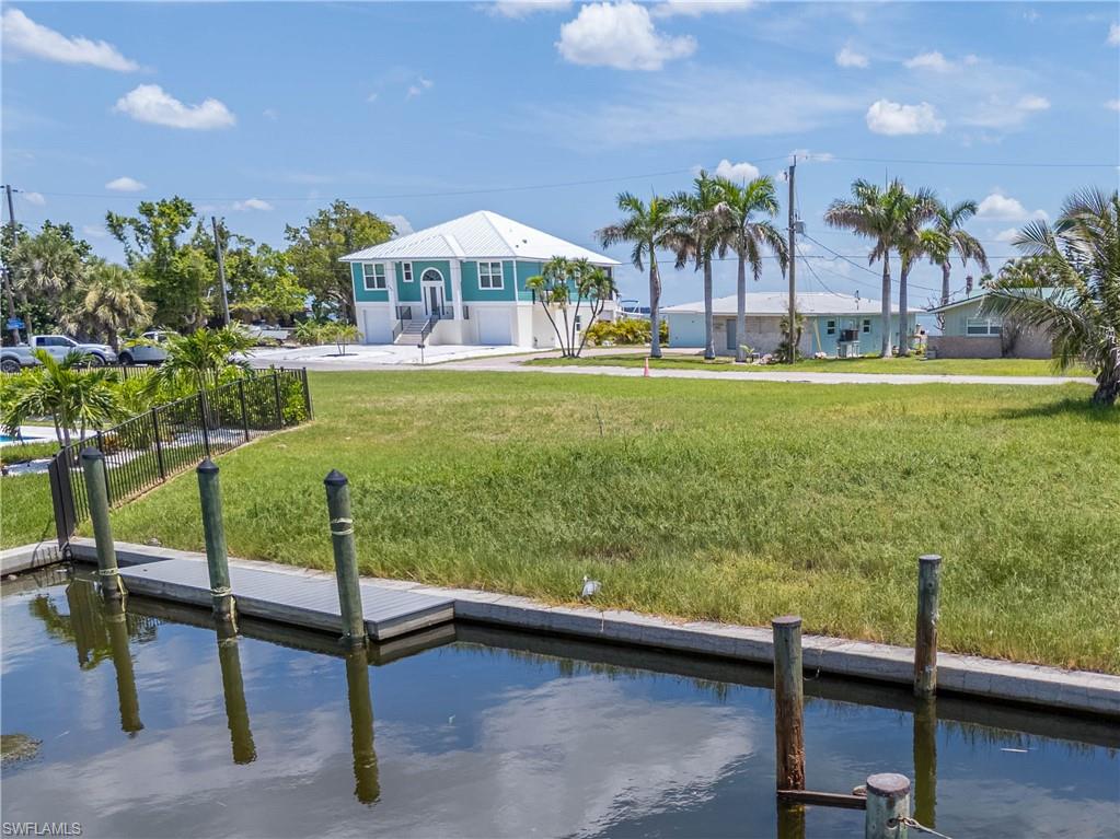 2 Bayview Blvd Property Photo 12