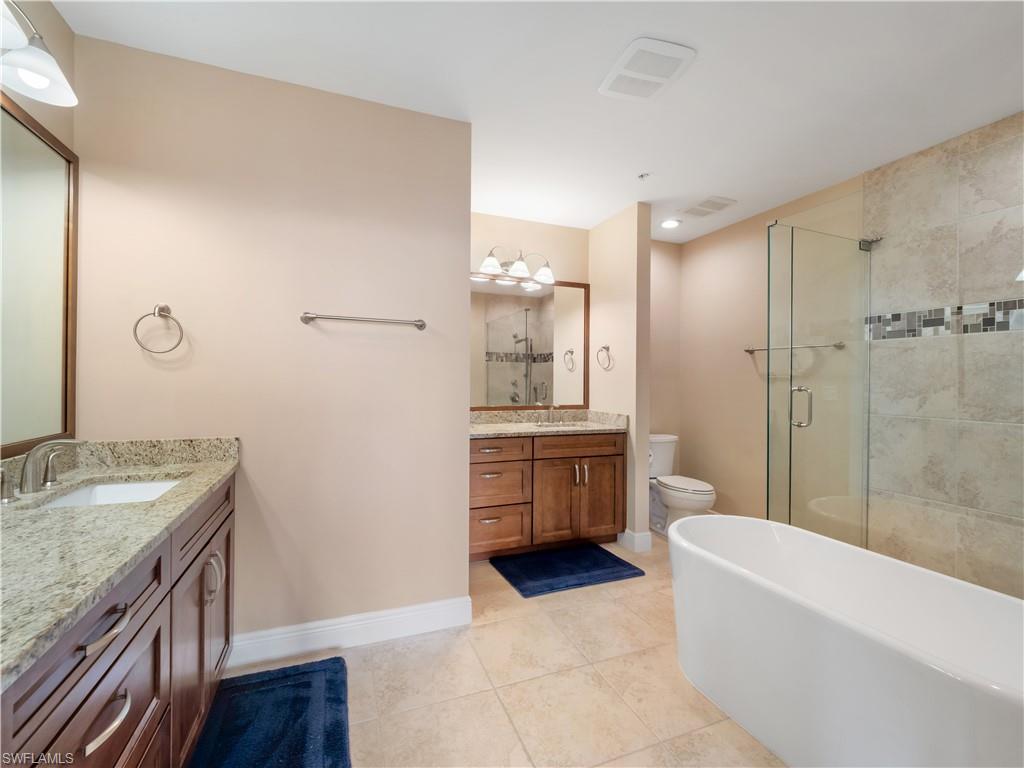 14819 Laguna Dr 703 Property Photo 27