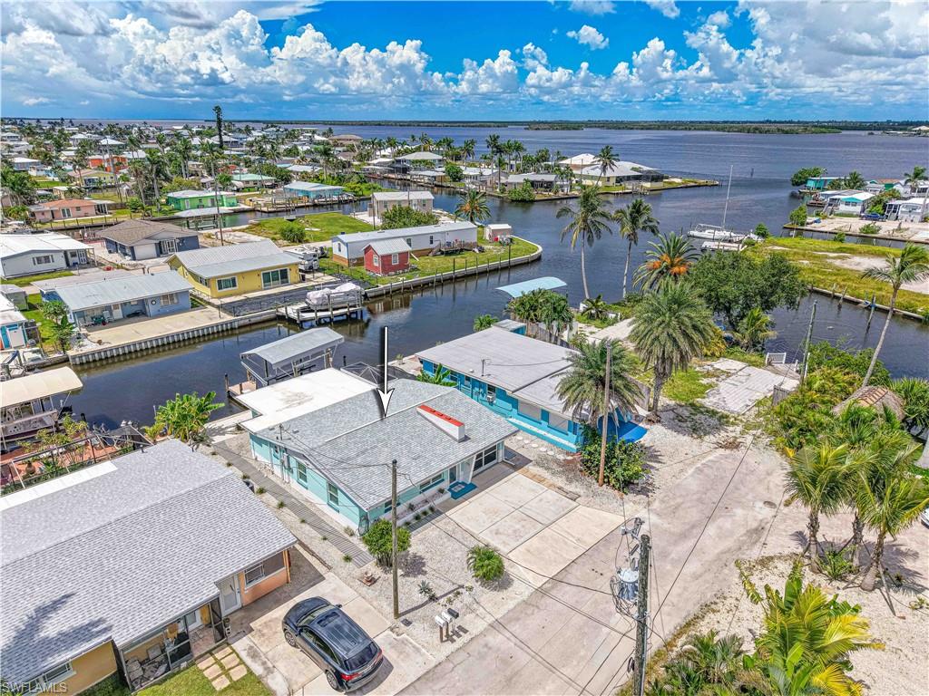 2500 Harbor View Dr Property Photo 1