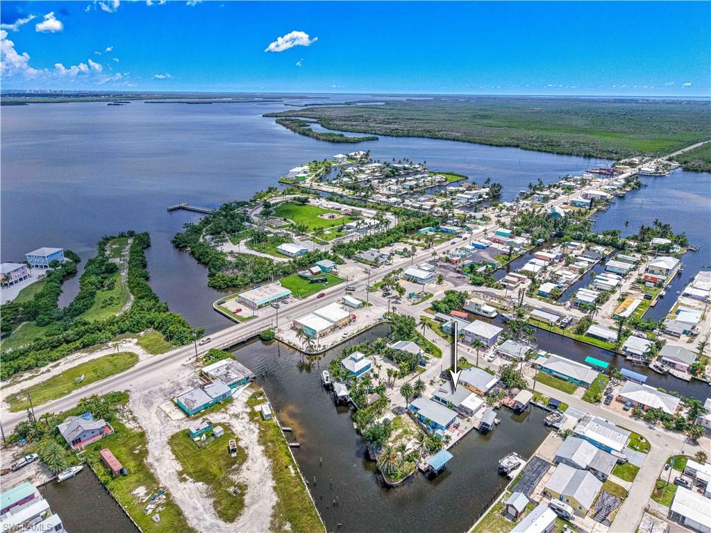 2500 Harbor View Dr Property Photo 10
