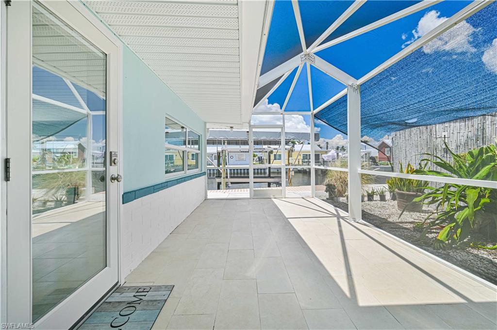 2500 Harbor View Dr Property Photo 11