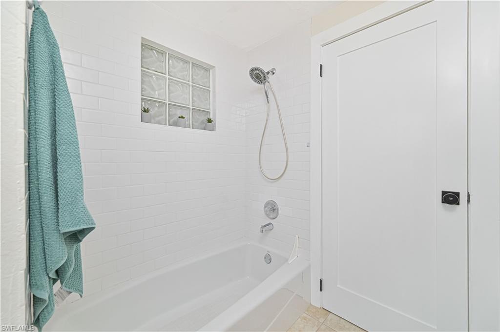 2500 Harbor View Dr Property Photo 33
