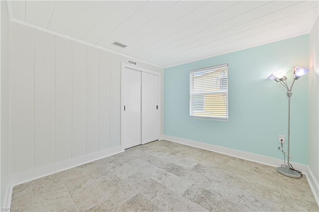 2500 Harbor View Dr Property Photo 36
