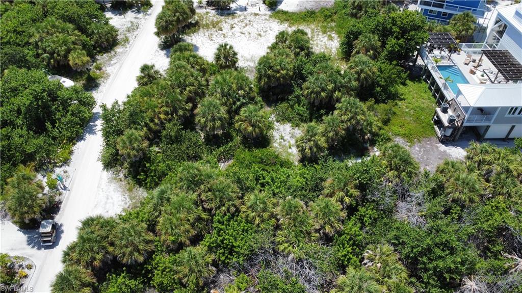 4490 Conch Shell DR Property Photo 1