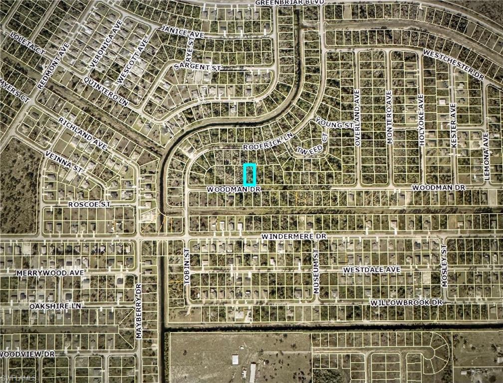 514 Woodman Dr Property Photo 3