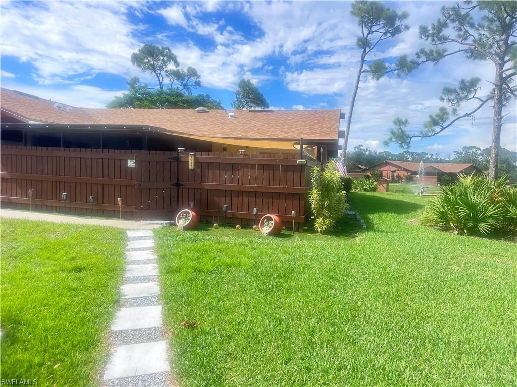5597 Foxlake Dr Property Photo 25