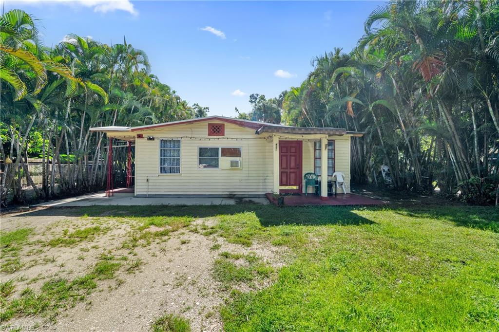 653 Howell Circle Dr Property Photo 1