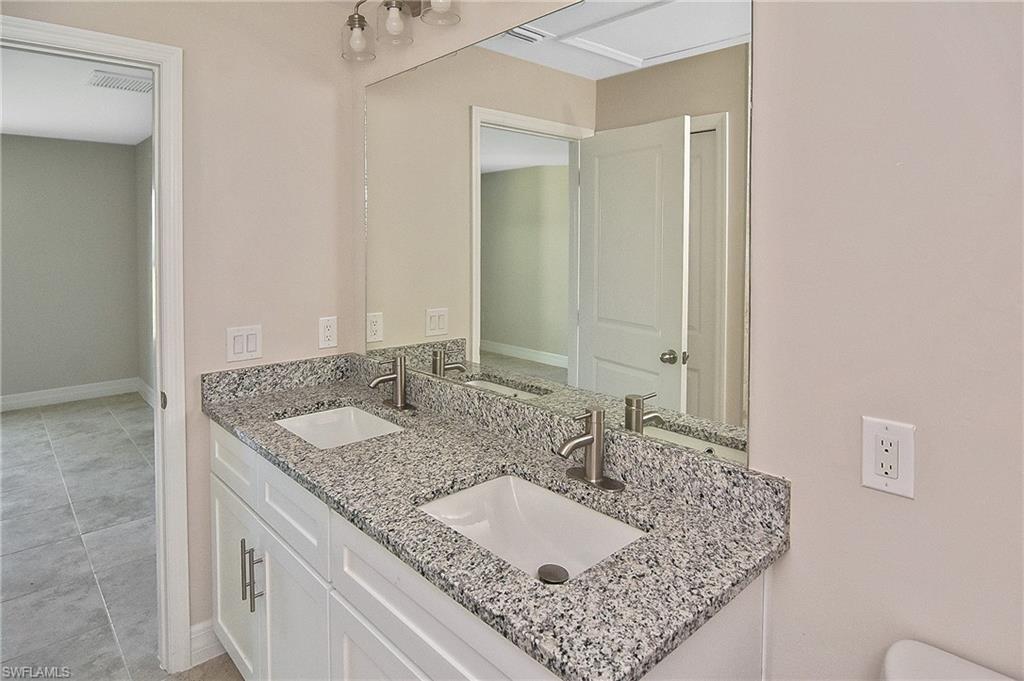 1820 Nw 21st St Property Photo 18
