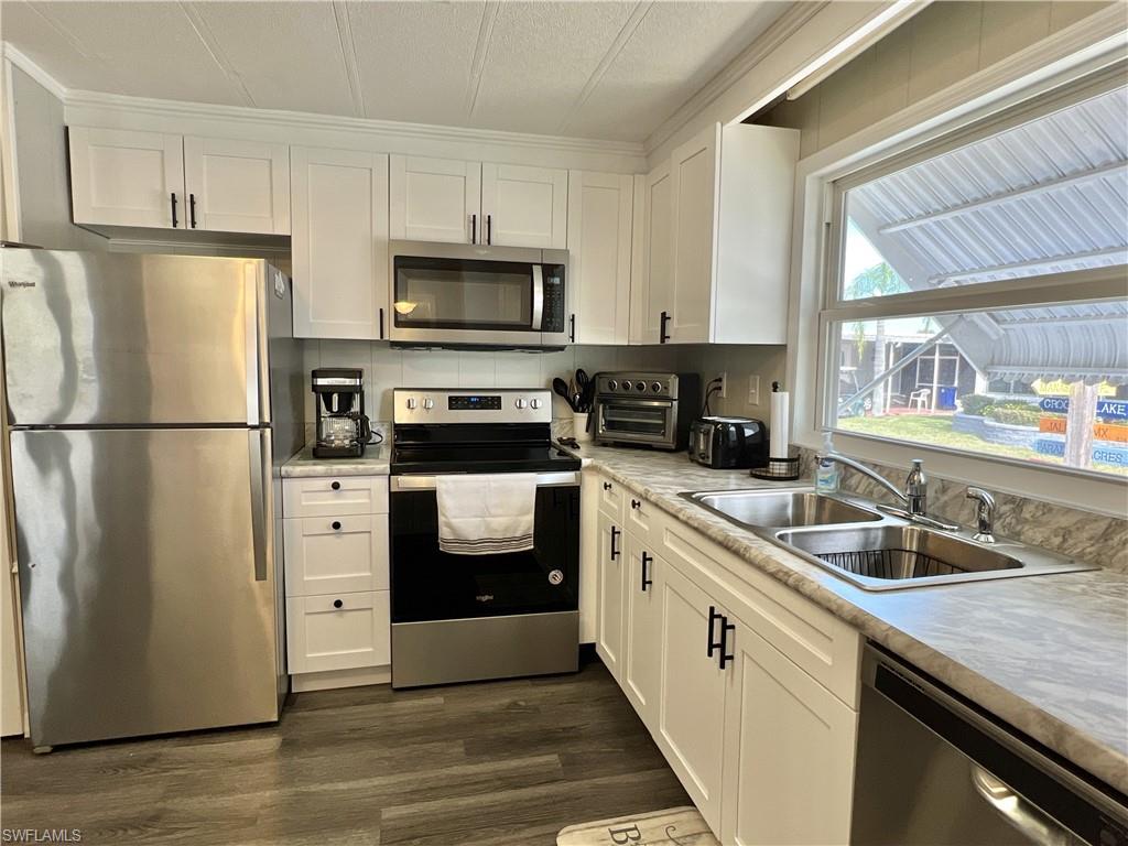 290 Valencia Dr Property Photo 4