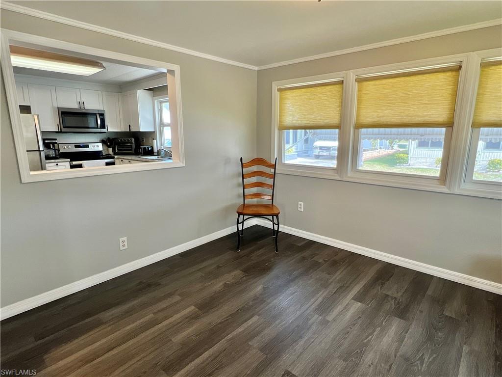 290 Valencia Dr Property Photo 8