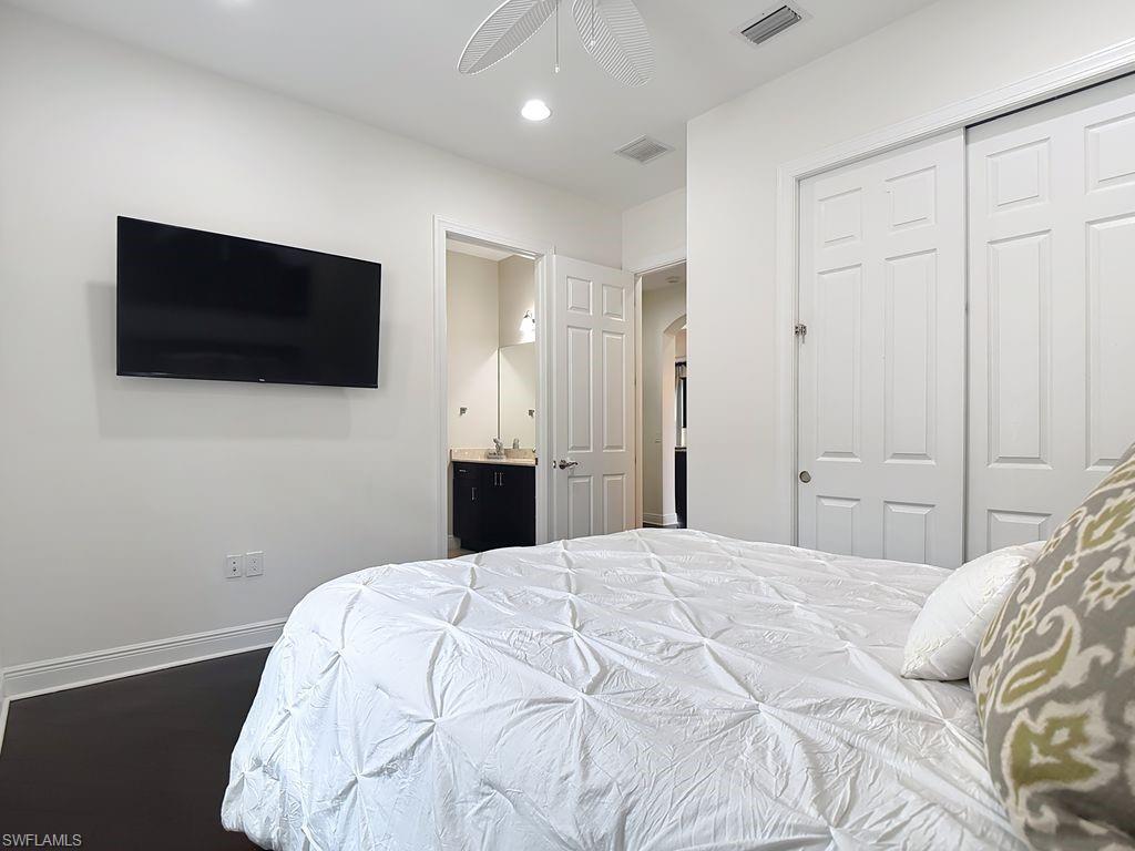 10264 Porto Romano Dr Property Photo 24