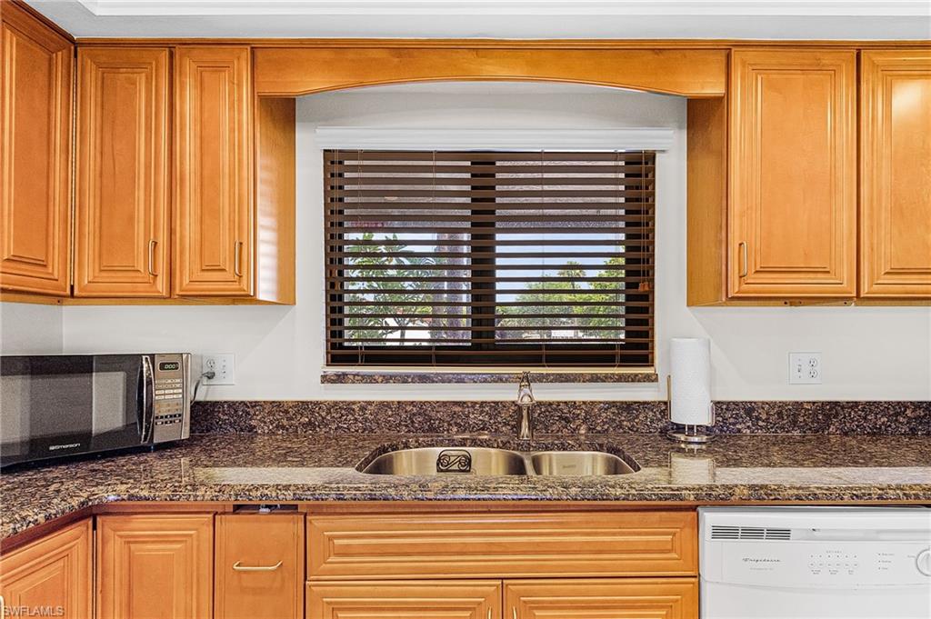 4120 Steamboat Bend E 104 Property Photo 6