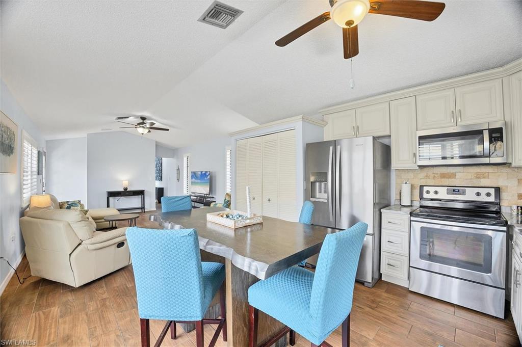 255 Boundary Blvd 105 Property Photo 10