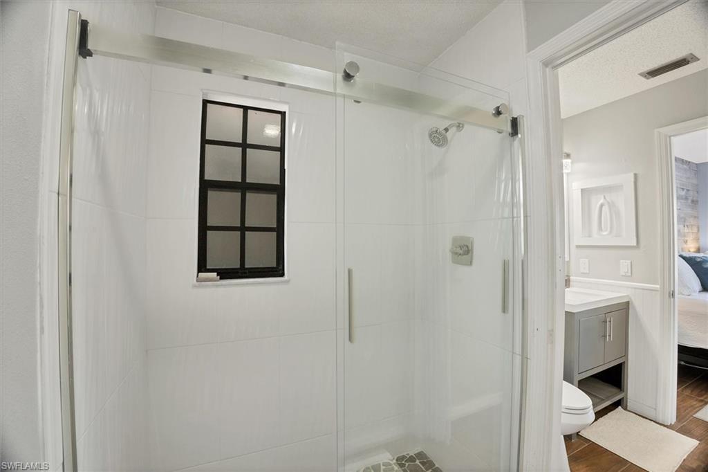 255 Boundary Blvd 105 Property Photo 17
