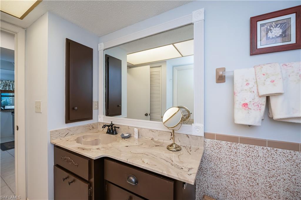 18537 Klingler Cir Property Photo 35