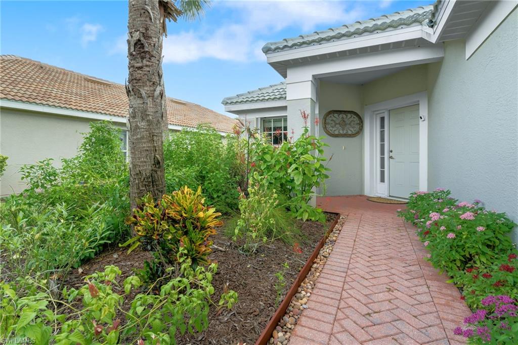 10055 Oakhurst Way Property Photo 2