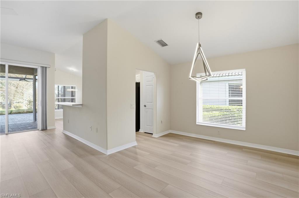 10055 Oakhurst Way Property Photo 11