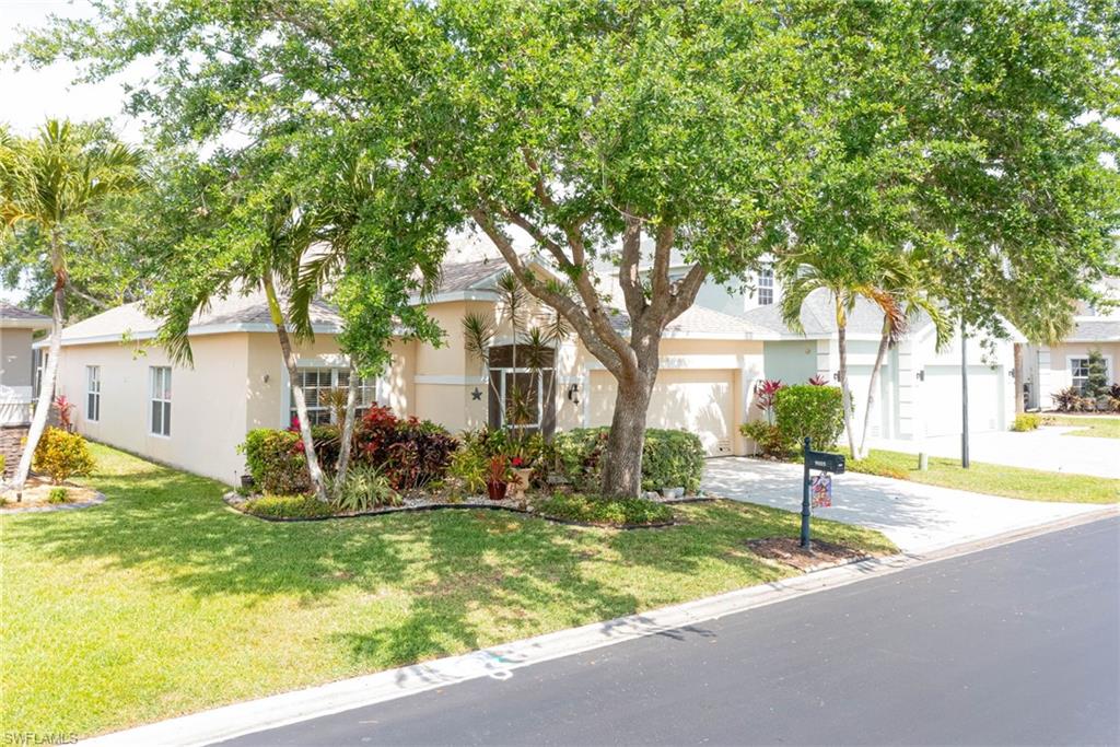 9005 Falcon Pointe Loop Property Photo 3